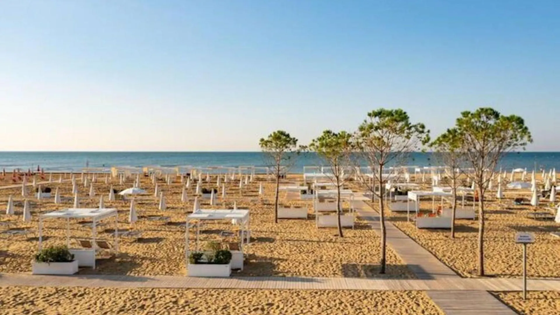 Villa With Private Garden And Beach Place Bibione Italy